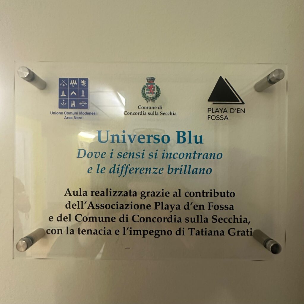 targa stanza snoezelen universo blu